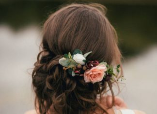 Trendy Hair Style : Are you interested in our Bridal Flower Hair Comb? With our Bridesmaid Hair Acce…
