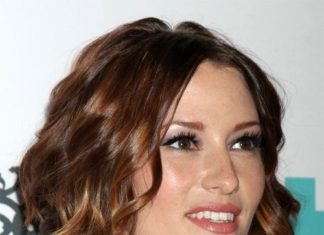 Trendy Hair Style : Chyler Leigh Medium Wavy Formal Hairstyle – Dark Brunette