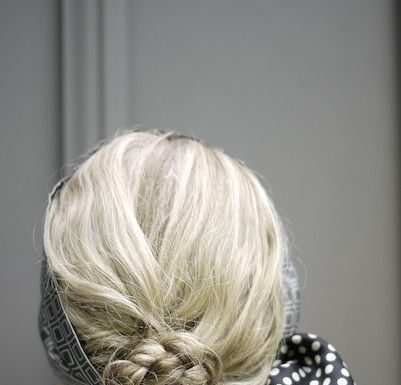 Trendy Hair Style : Coiffure avec foulard cheveux mi-longs – Coiffure avec un foulard : 20 idées pour s’inspirer – Elle