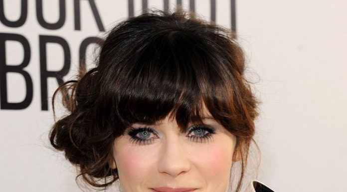 Trendy Hair Style : Coiffure du jour : Zooey Deschanel, trop mignonne avec son chignon – Beauté – P…