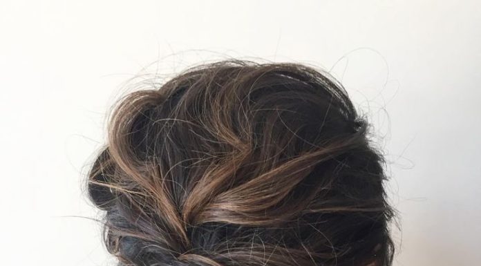 Trendy Hair Style : Effortless bun! this is it!! @ashpettyhair…