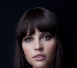 Trendy Hair Style : Last additions – 001 – Captivating Felicity Jones