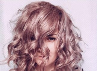 Trendy Hair Style : Like the curl on this one….