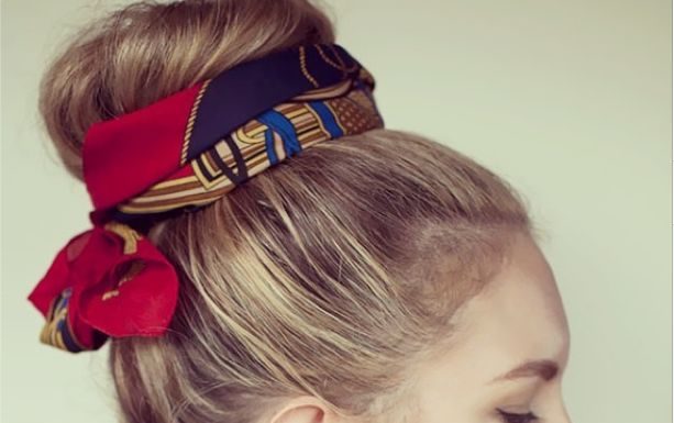 Trendy Hair Style : Mettre un foulard avec un chignon en coiffure