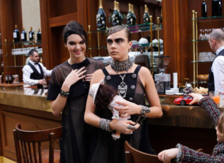 Fashion : fashiondailymag:
the CHANEL DOLLS. Cara Delevingne, Kendall…