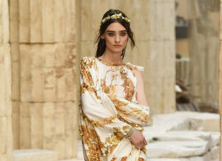 Fashion : Wrapped in Chanel gold ✨ @fashiondailymag
Ph fashionwirepress