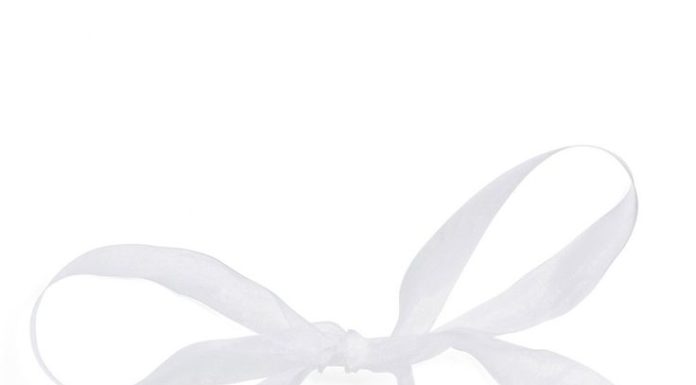 Luxury Jewelry 2017/2018 : This glistening collar necklace is embellished with rows of prong-set crystals a…