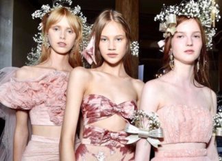 Fashion : lesliaisonsdemarieantoinette:Backstage Rodarte ss 2018 Paris…