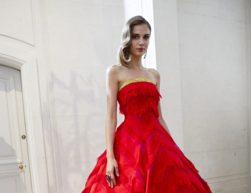 Fashion : Guo Pei Couture FW17
Posted by x