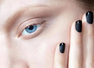 Fashion Editorial : “Le Rouge et le Noir”
Elsa Brisinger by Greg Swales…