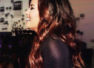 Trendy Hair Style : Demi Lovato's laugh is the cutest…