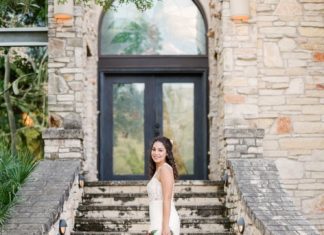Beautiful Brand Wedding Dresses : Beautiful long train wedding dress | Photography: Sophie Epton…