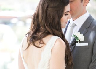 Beautiful Brand Wedding Dresses : Bow wedding dress: Photography: Leah Vis – www.leahvis.com/…