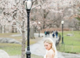 Beautiful Brand Wedding Dresses : Classic NYC Wedding With the Prettiest Pastel Palette | Photography: Kelsey Comb…