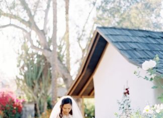 Beautiful Brand Wedding Dresses : Elegant wedding dress: Photography: Mallory Dawn – mallorydawn.com/…