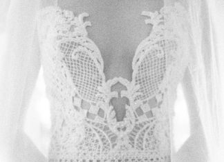 Beautiful Brand Wedding Dresses : Embroidered wedding dress | Photography: Axioo…