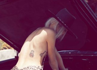 Best Swimsuits 2017/2018 : Golden Ponies