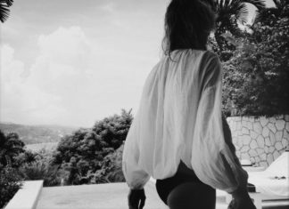 Best Swimsuits 2017/2018 : Swandive