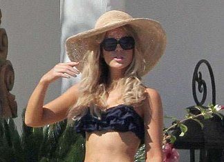 Bikinis Swimwear One pieces & Cover Ups : Kate Beckinsale Shows Off Her New Blonde Hair in a Bikini