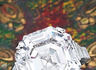 Diamond Rings : A FINE ART DECO DIAMOND RING, CIRCA 1931, Cartier. The ring simply set with a sq…