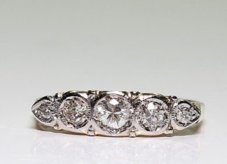 Diamond Rings : Antique Art Deco 18K Gold Diamond Ring…
