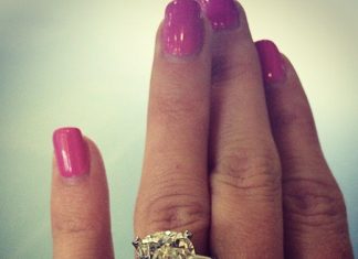 Diamond Rings : Cushion Cut with baguettes…