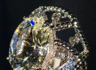 Diamond Rings : Extraits choisis de la nouvelle collection de haute joaillerie CHANEL, Flying Cl…