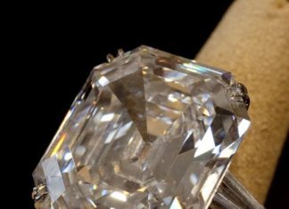 Diamond Rings : From the Elizabeth Taylor personal collection, the "Taylor-Burton Diamond&q…