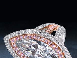 Diamond Rings : www.jacobandco.com, jacob and Co, engagement, engagement ring, diamond ring, bri…