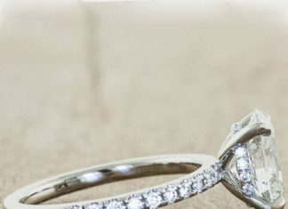 Engagement Rings & Wedding Rings : Side view of "Jessie" engagement ring…