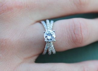Engagement Rings & Wedding Rings : Aura Engagement Ring…