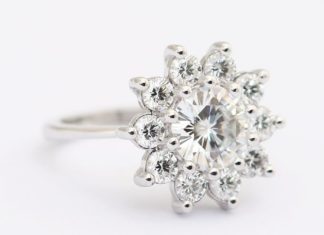 Engagement Rings & Wedding Rings : The Juliet ~ Vintage inspired floral cluster ring…