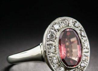 Engagement Rings & Wedding Rings : Vintage & Estate Wedding Rings from Lang Antiques – Mon Cheri Bridals