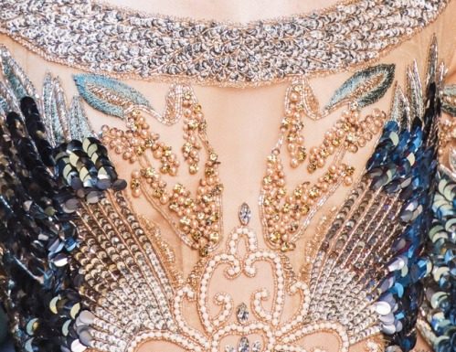 Fashion : Details at Elie Saab Couture FW17posted by fatalscroll