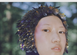 Fashion Editorial : anammv:
Not Safe For Work, Vogue China August 2017, ph. Leslie…