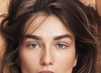 Fashion Editorial : Andreea Diaconu by Lachlan Bailey Bobbi Brown Cosmetics’ Fall…