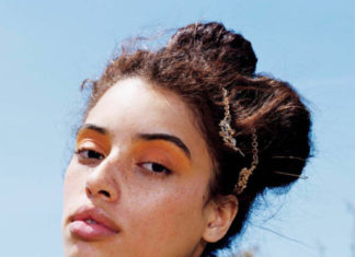 Fashion Editorial : “Crowning Flowers”
Kaya Wilkins and Amelia Rami by…