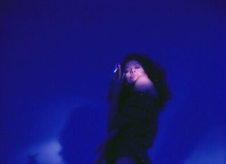 Fashion Editorial : m-a-d-o-n-n-a:
diana ross by douglas kirkland, 1979