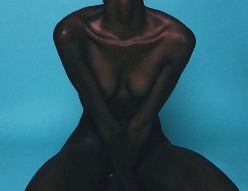 Fashion Editorial : mxdvs:Char Ellesse