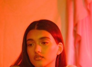 Fashion Editorial : pocmodels:
Neelam Gill by Misha Meghna