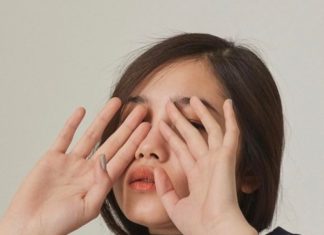 Fashion Editorial : spi-ltmilk:
https://instagram.com/p/BRGHObglyiV/