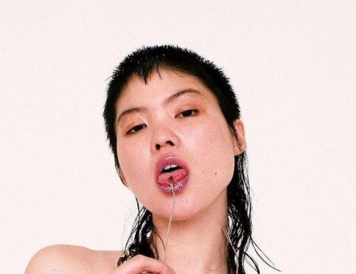 Fashion Editorial : ‘Women With Intuition and Strategy, Moving Lightly’ Manami…
