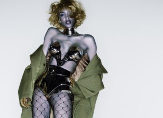 Fashion : fashiondailymag:
jourdan dunn ‘envy’ in thierry mugler couture
…