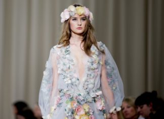 Fashion : hauteccouture:Sanne Vloet @ Marchesa Spring 2015 RTW