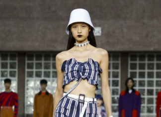 Fashion : Kenzo SS18Posted by x