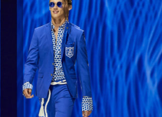 Fashion : men in blue. NICK GRAHAM ss18 NYFWM. (ph Jamie Ellington ).