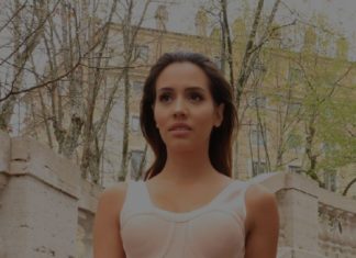 Fashion Quotes : "I dress myself, not to impress, but for comfort and for style." -Lind…