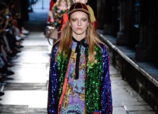 Fashion : Stay sparkled.
Gucci.
(Ph fashionwirepress)