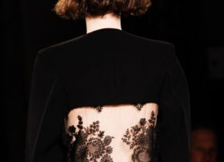 Fashion : Stella McCartney @ F/W 2017posted by fatalscroll