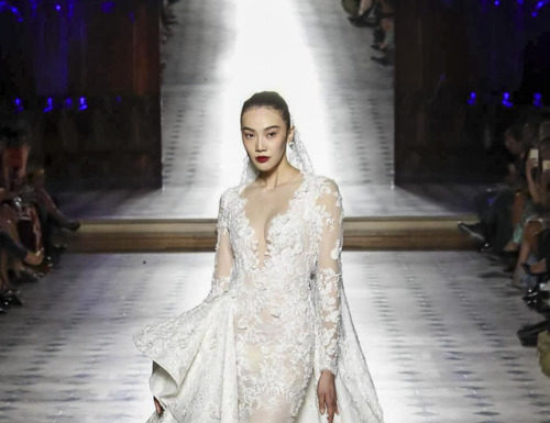 Fashion : Tony Ward Couture FW17Posted by x